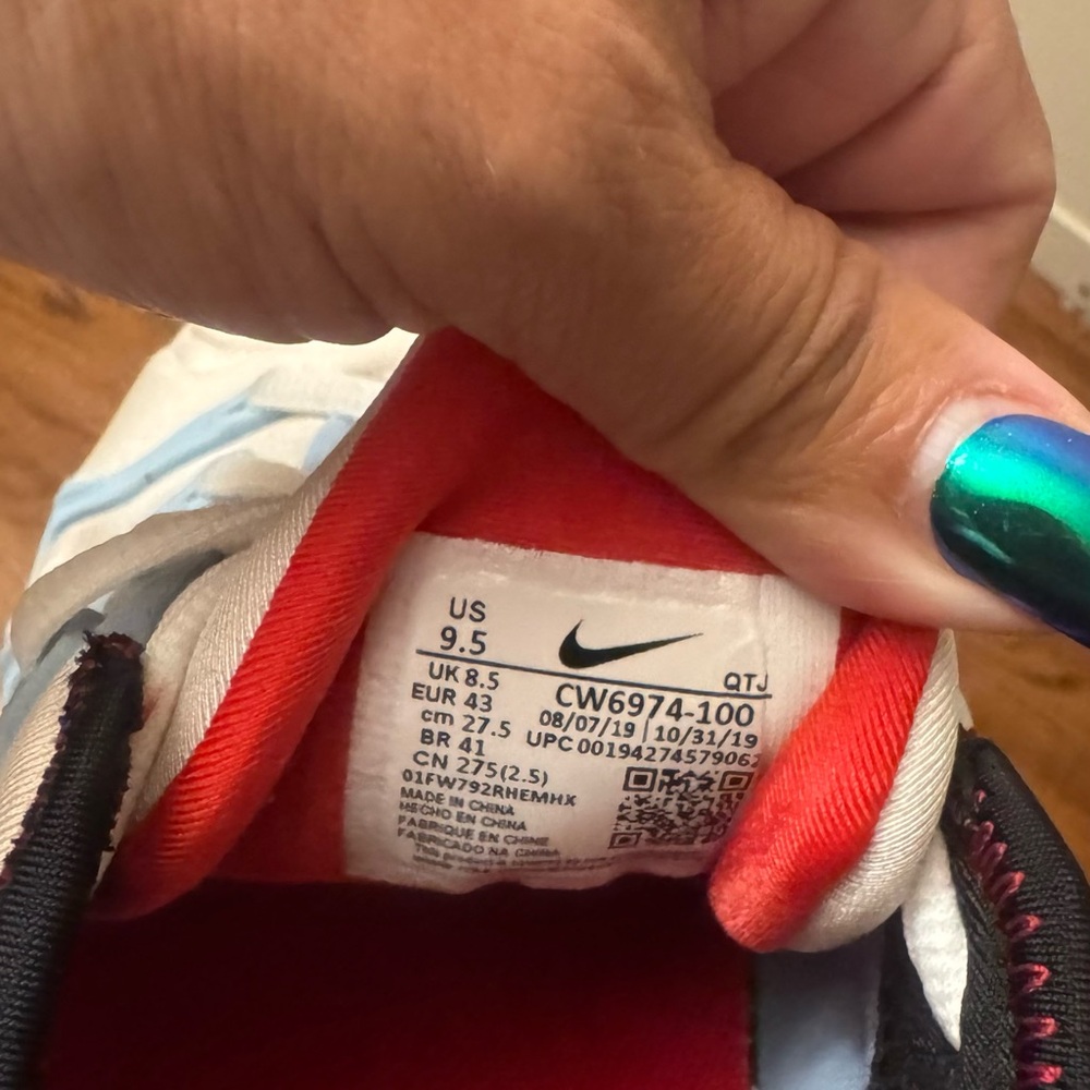 Men’s shoes